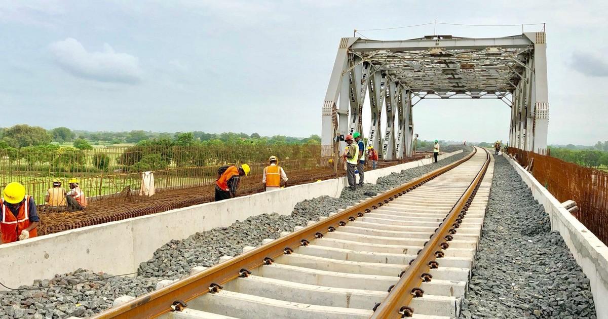 Railway infrastructure